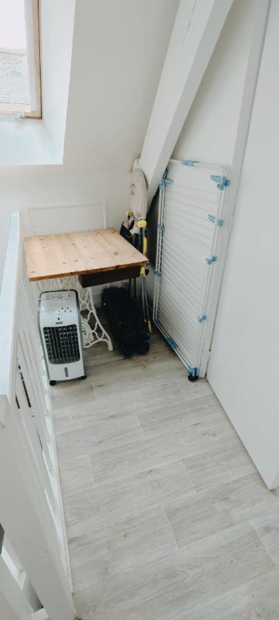 Chaleureuse Petite Maison De Bourg Beaumont-sur-Sarthe Eksteriør billede