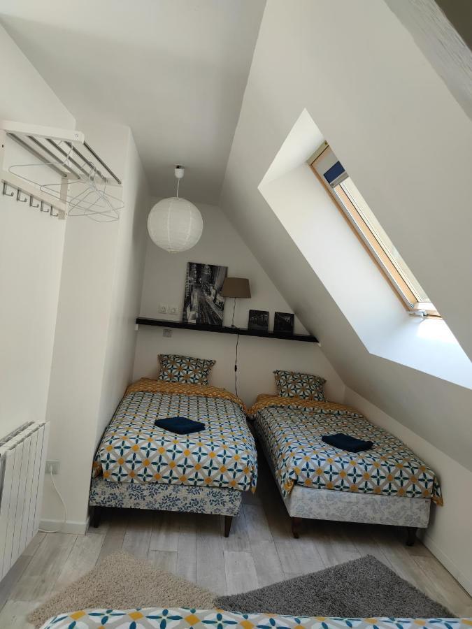 Chaleureuse Petite Maison De Bourg Beaumont-sur-Sarthe Eksteriør billede